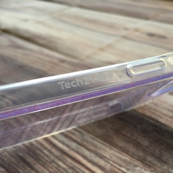 Tech21 Evo Sparkle Apple iPhone 13 Case in Rose Gold - Picture 4 of 7